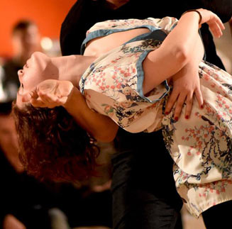 Artango, Lausanne, Fribourg, Bulle, Bern. Une école pour le Tango Argentin et Neotango...